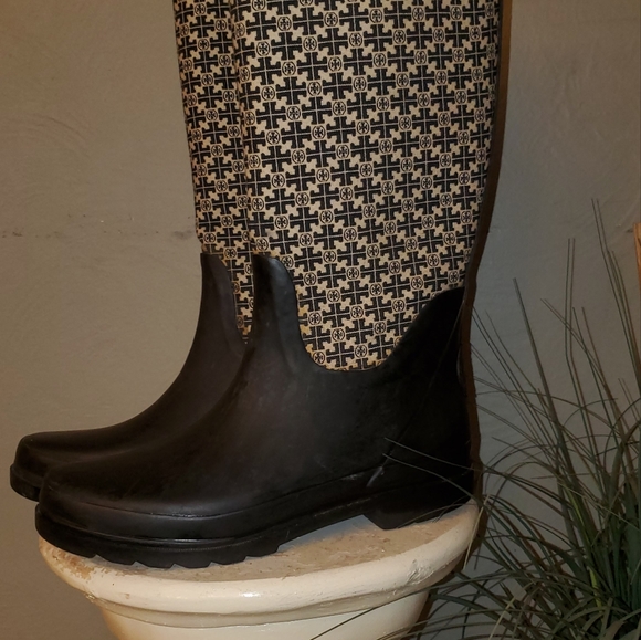 Tory Burch rainboots - Picture 6 of 11